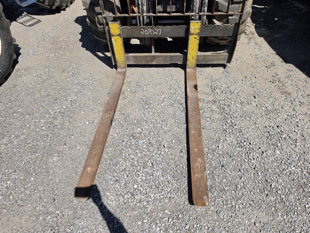 Image for 2019 Case 586H