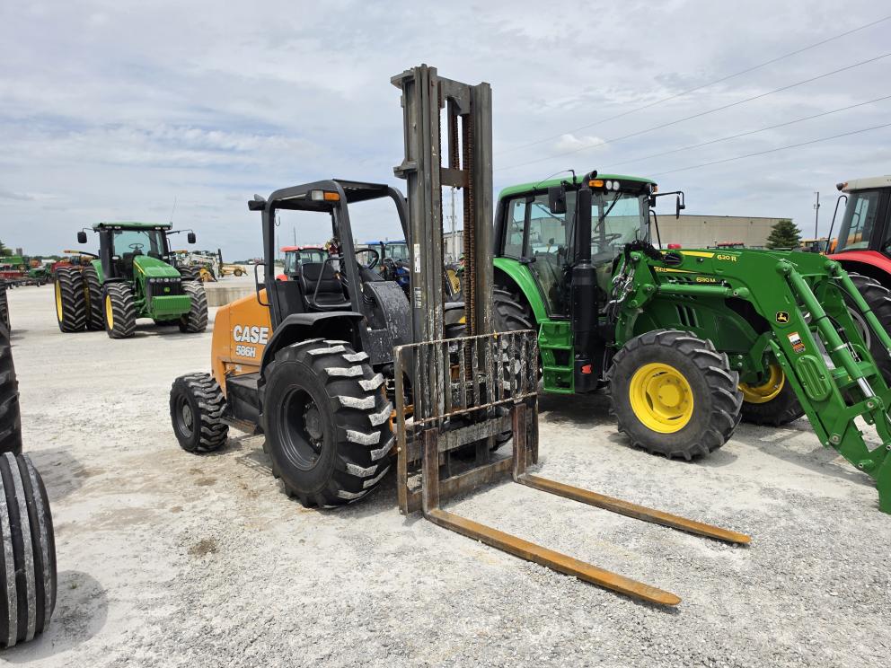 Image for 2019 Case 586H