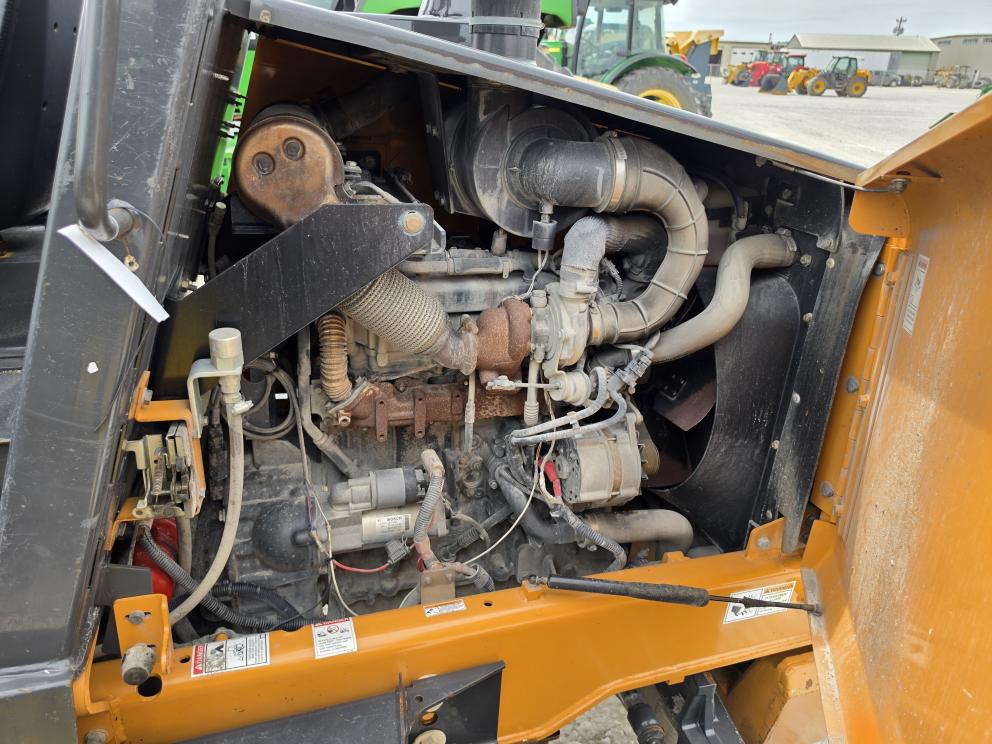 Image for 2019 Case 586H