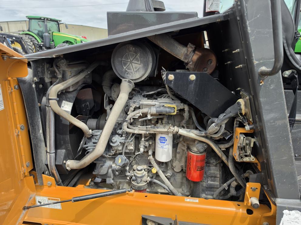 Image for 2019 Case 586H
