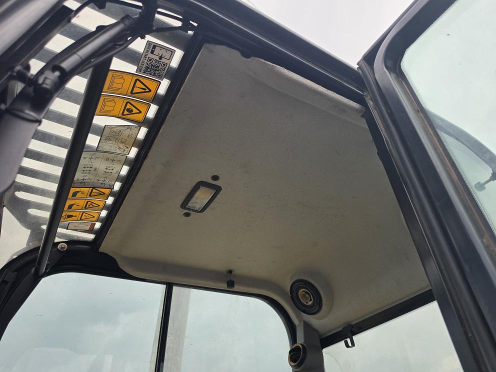 Image for 2022 JCB 50Z-1