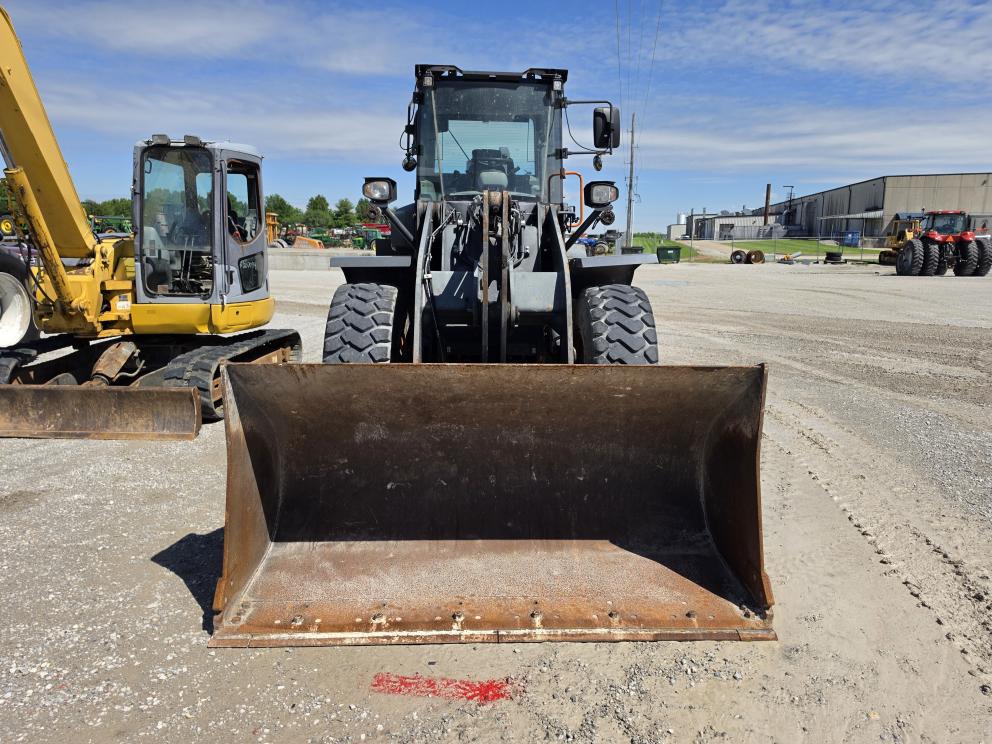 Image for 2021 Doosan DL220-7
