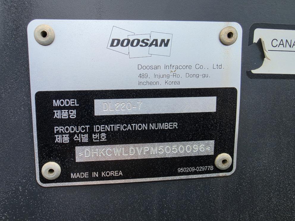 Image for 2021 Doosan DL220-7