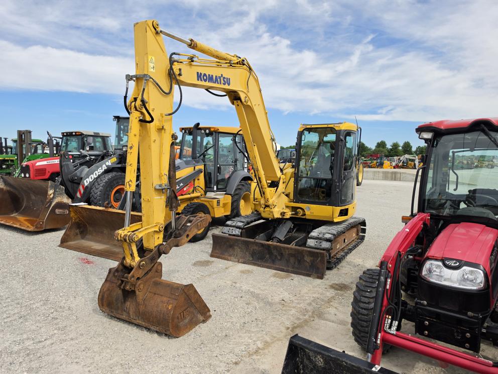 Image for 2013 Komatsu PC88MR-8
