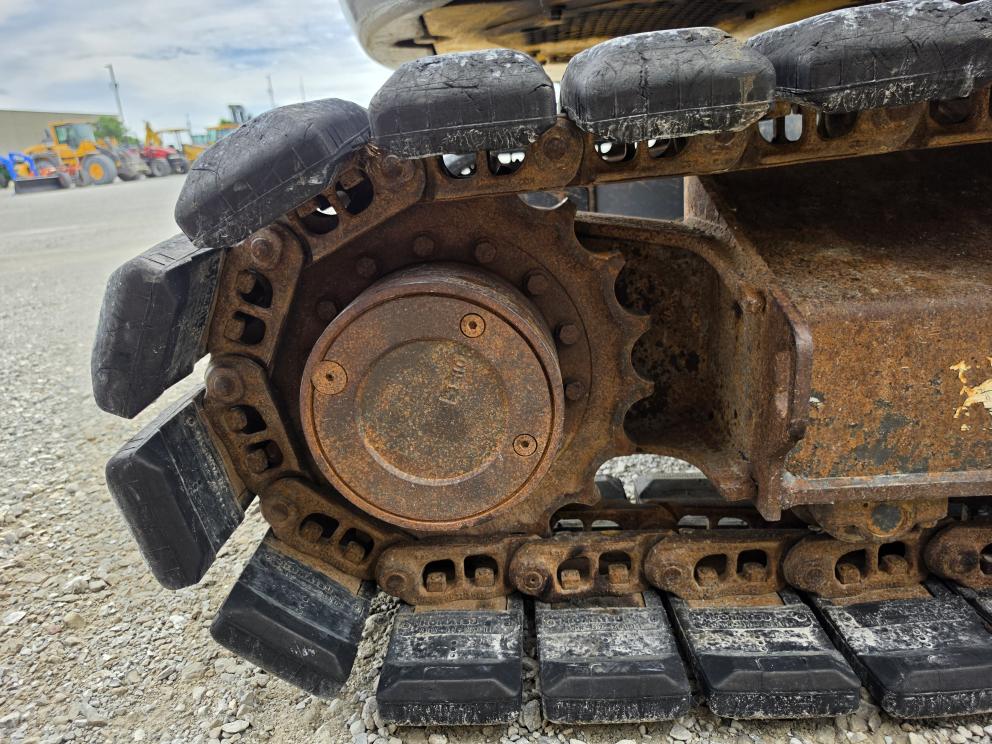 Image for 2013 Komatsu PC88MR-8