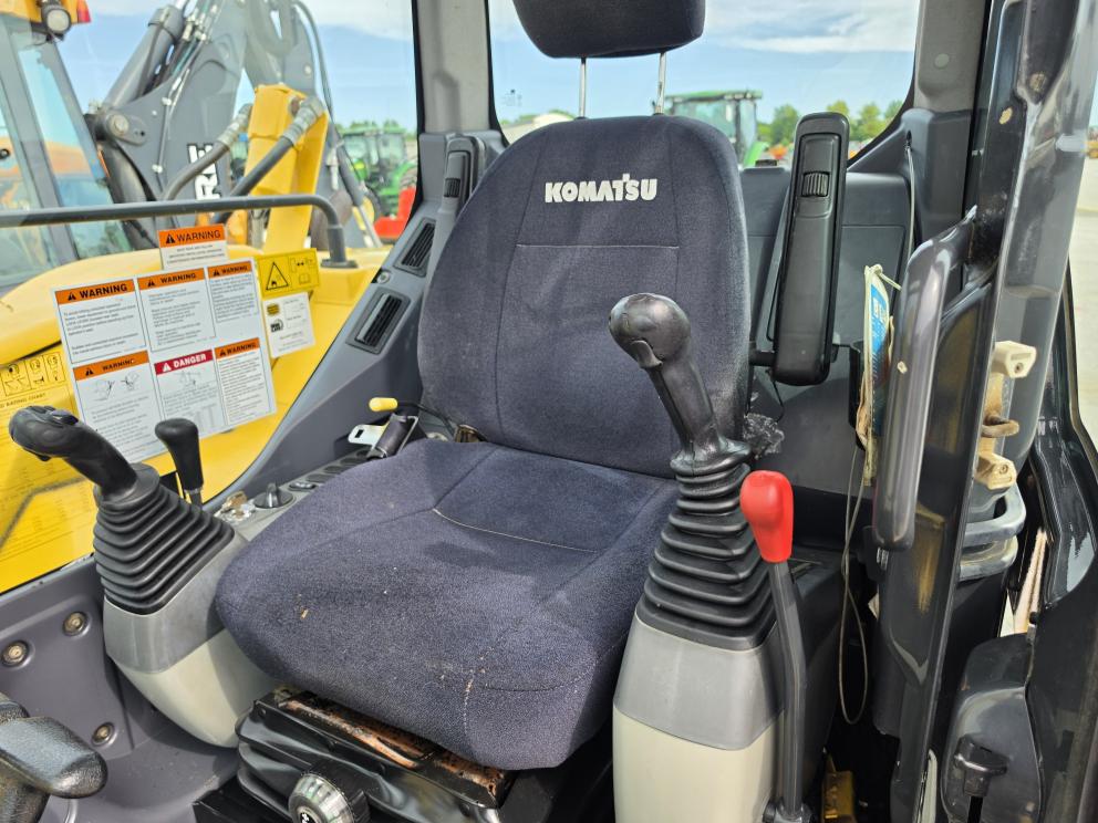 Image for 2013 Komatsu PC88MR-8