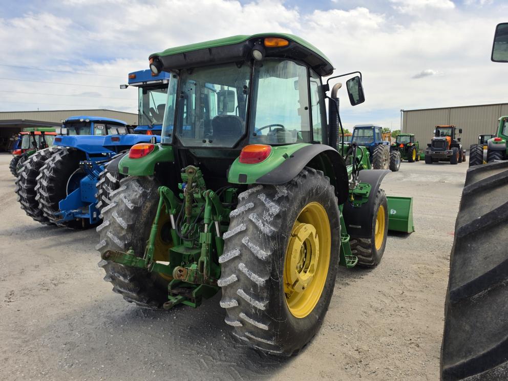 Image for 2013 John Deere 6140D