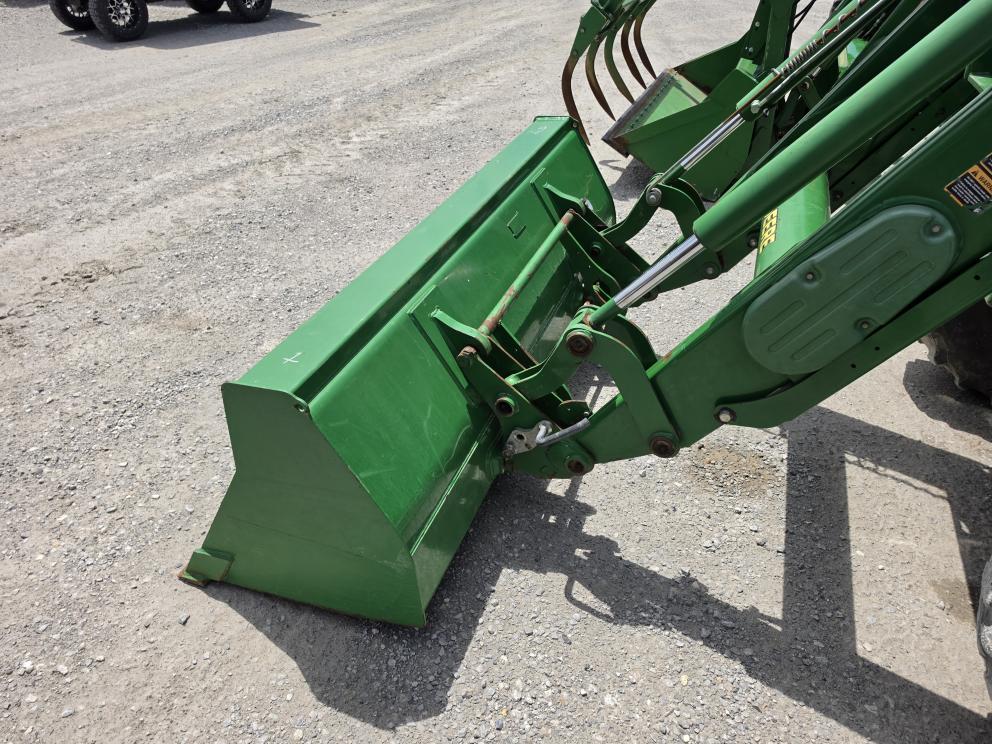 Image for 2013 John Deere 6140D