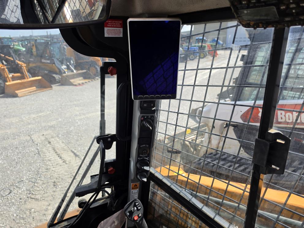 Image for 2021 Case TV450B