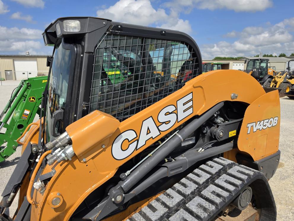 Image for 2021 Case TV450B