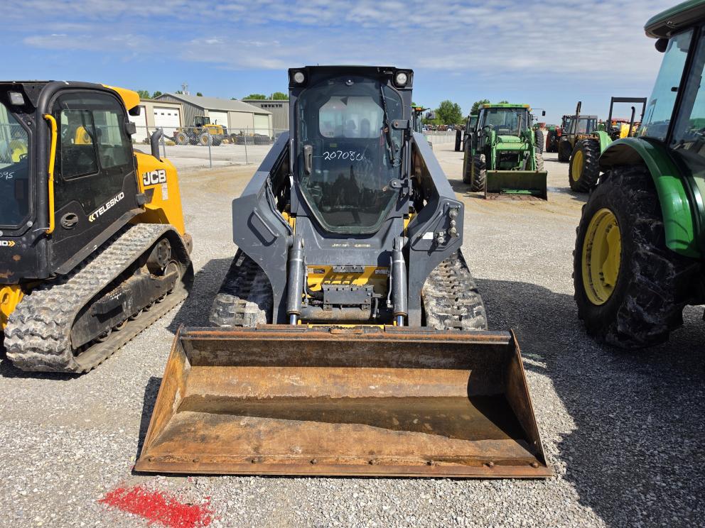 Image for 2018 John Deere 331G