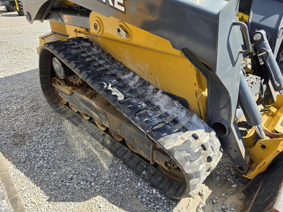 Image for 2018 John Deere 331G