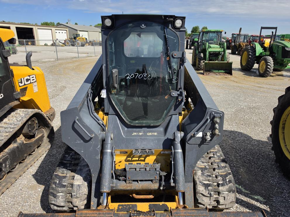 Image for 2018 John Deere 331G