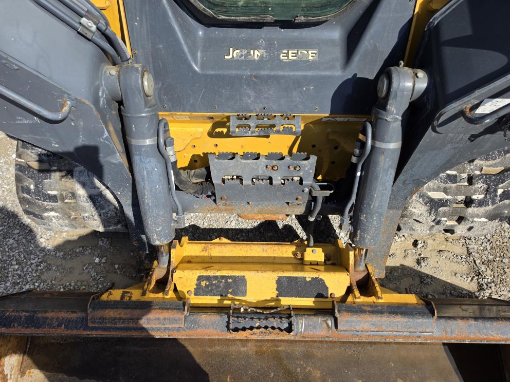 Image for 2018 John Deere 331G