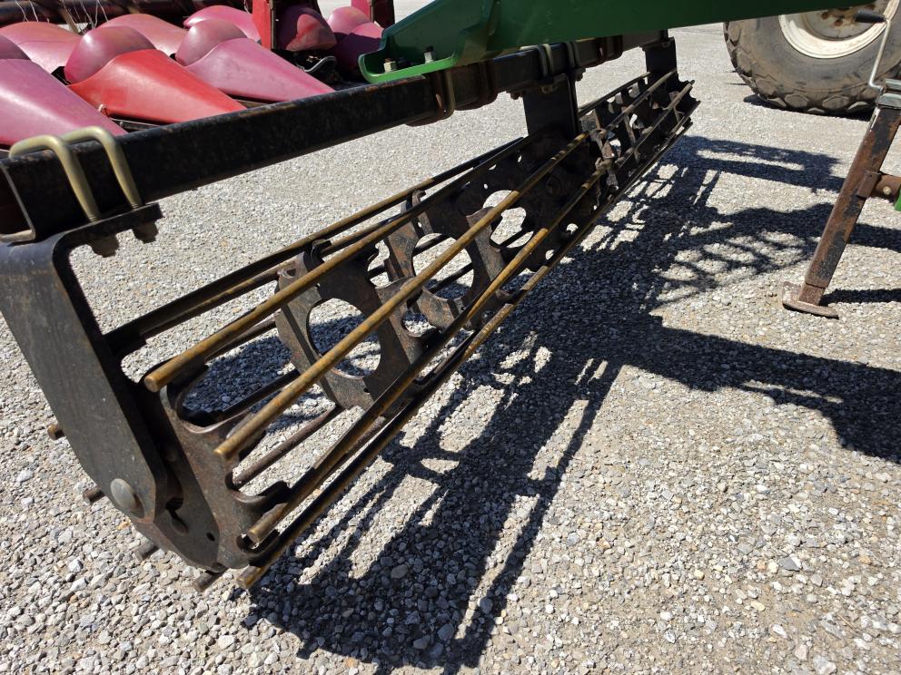 Image for 2016 John Deere 2623VT