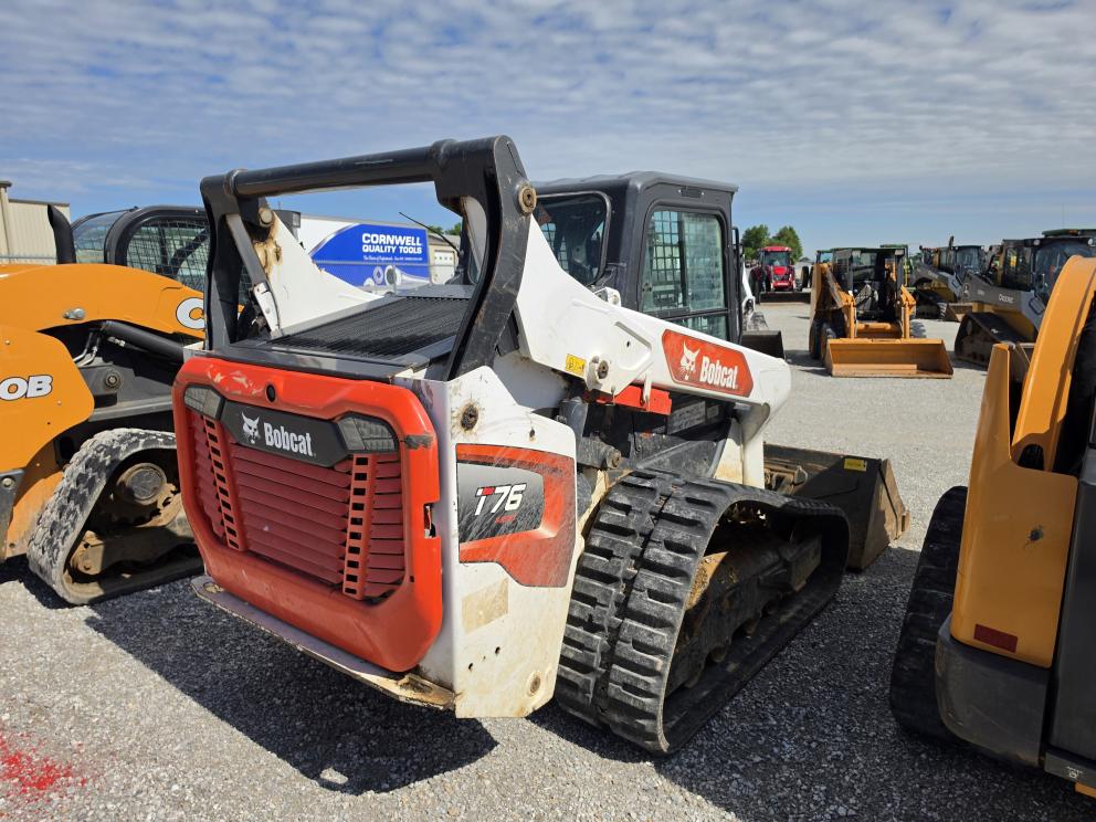 Image for 2021 Bobcat T76
