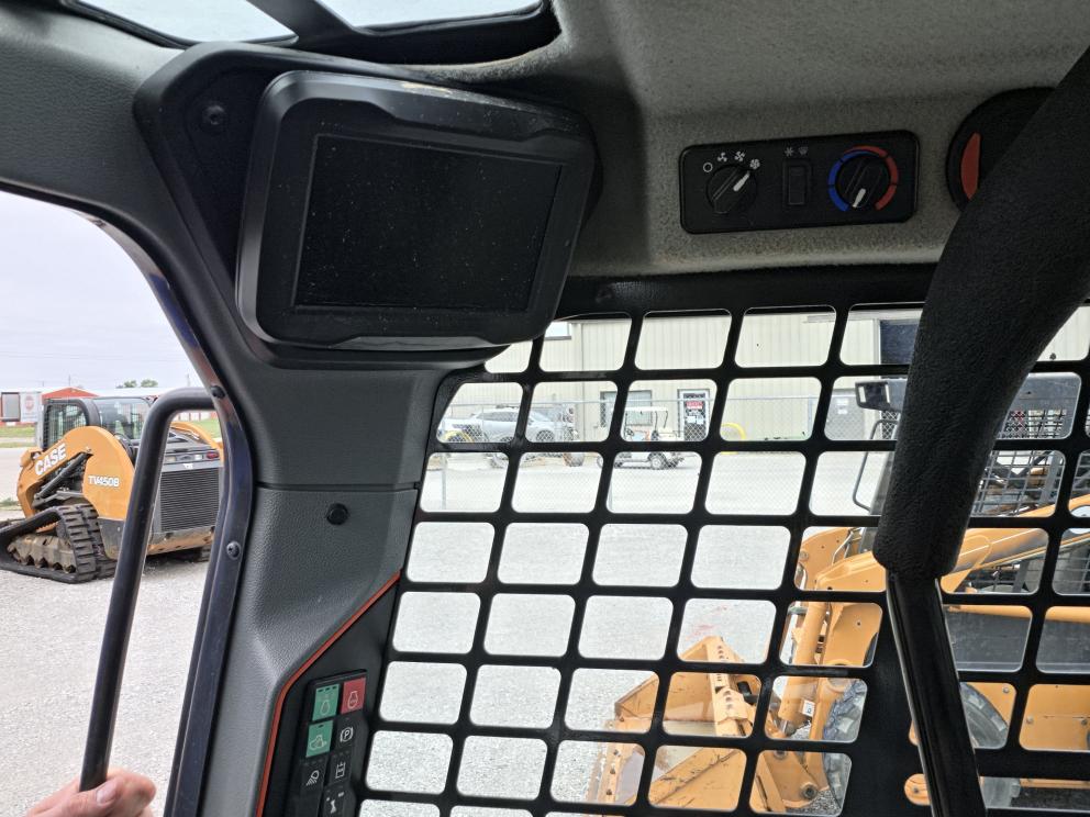 Image for 2021 Bobcat T76