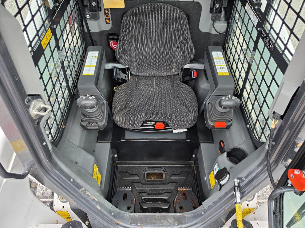 Image for 2021 Bobcat T76