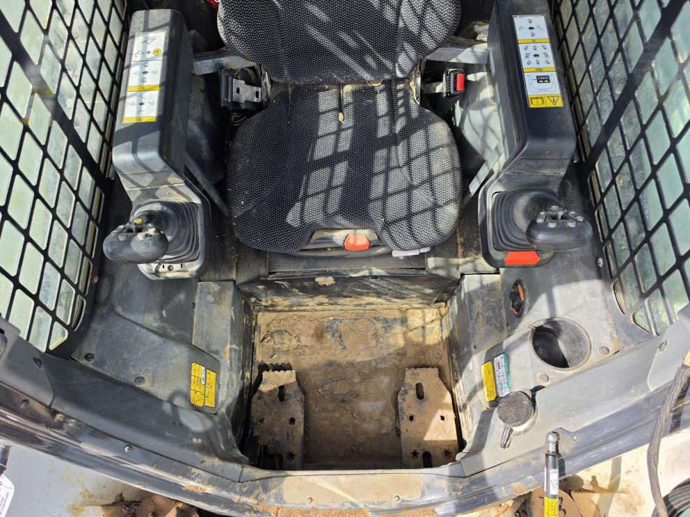 Image for 2021 Bobcat T76