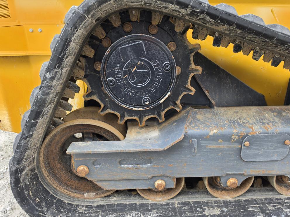 Image for 2023 John Deere 325G