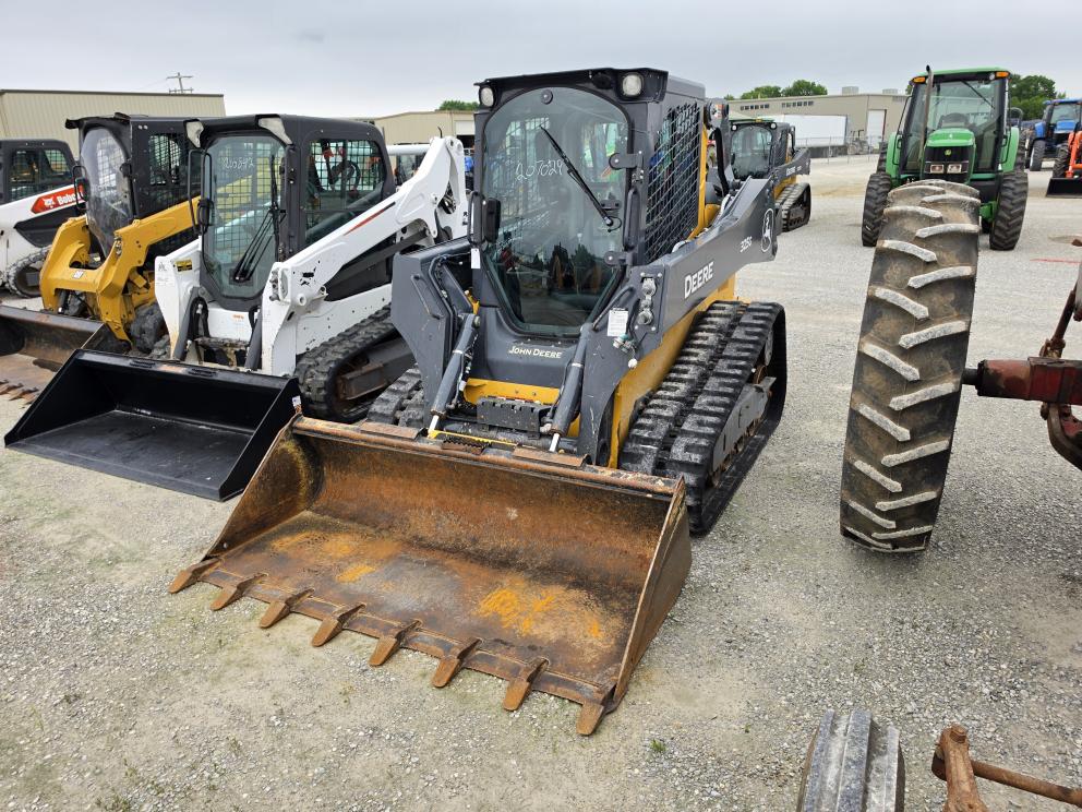 Image for 2023 John Deere 325G