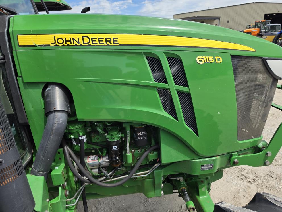 Image for 2014 John Deere 6115D