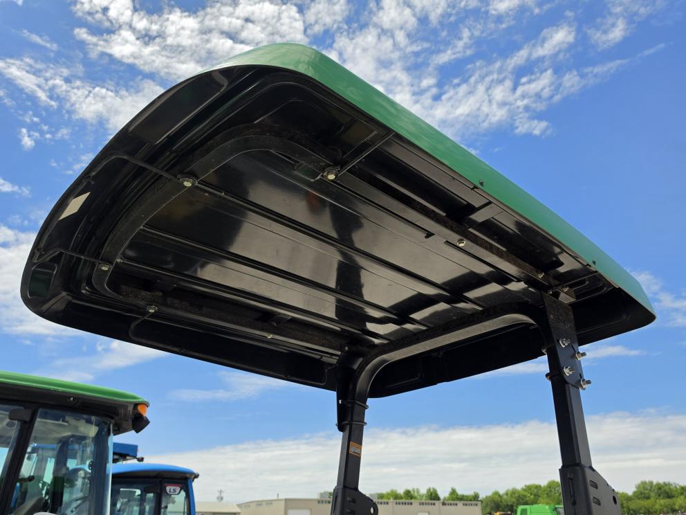 Image for 2022 John Deere 5090E