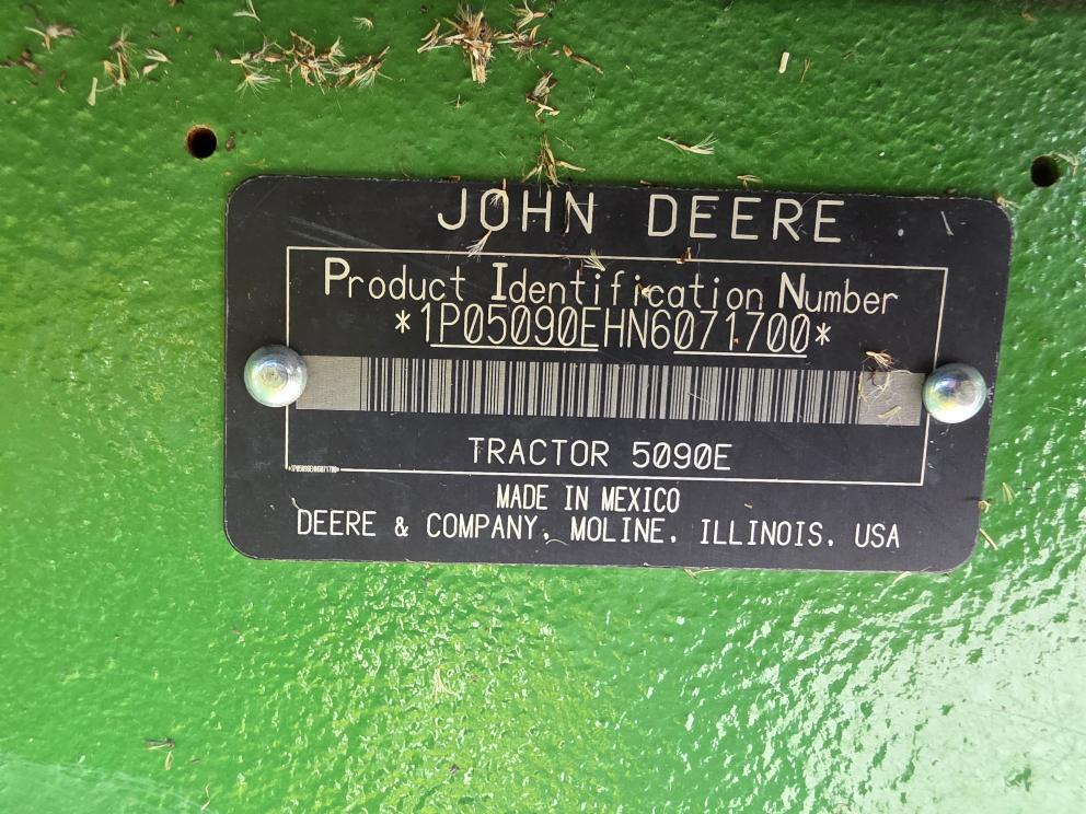 Image for 2022 John Deere 5090E
