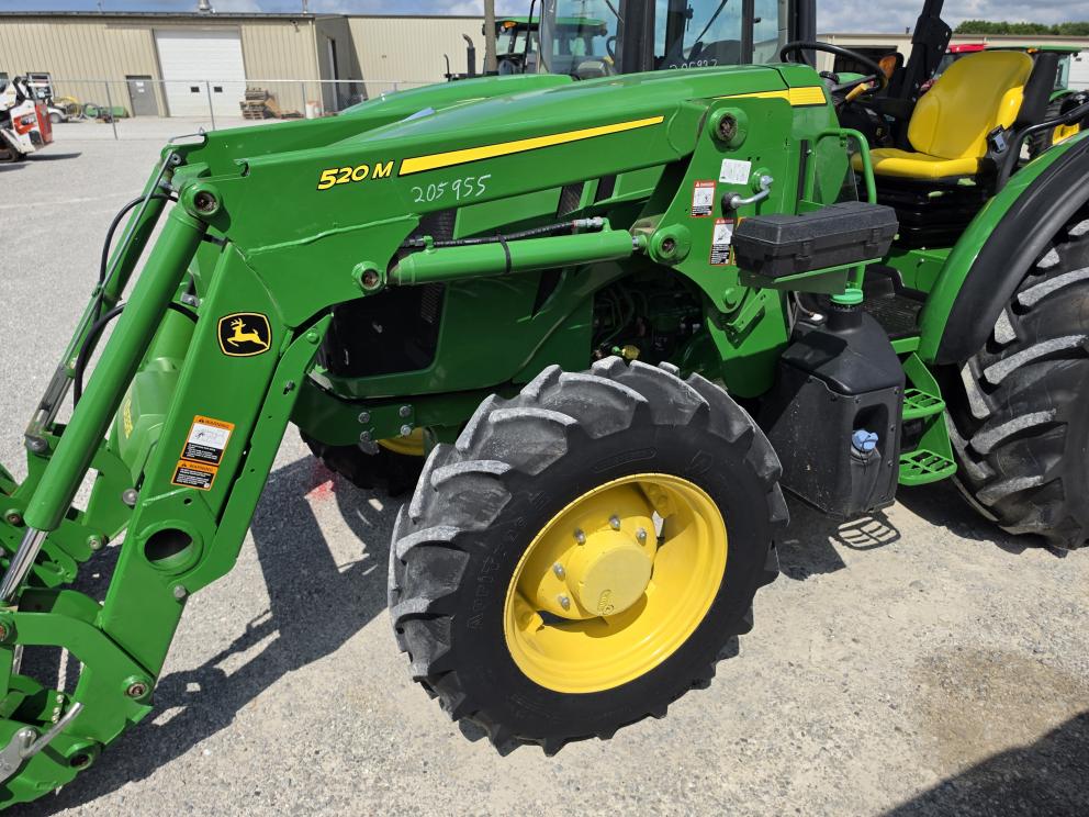 Image for 2022 John Deere 5090E