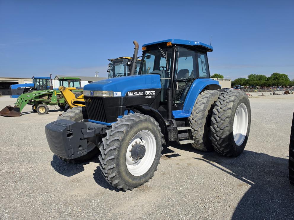Image for 2001 New Holland 8870