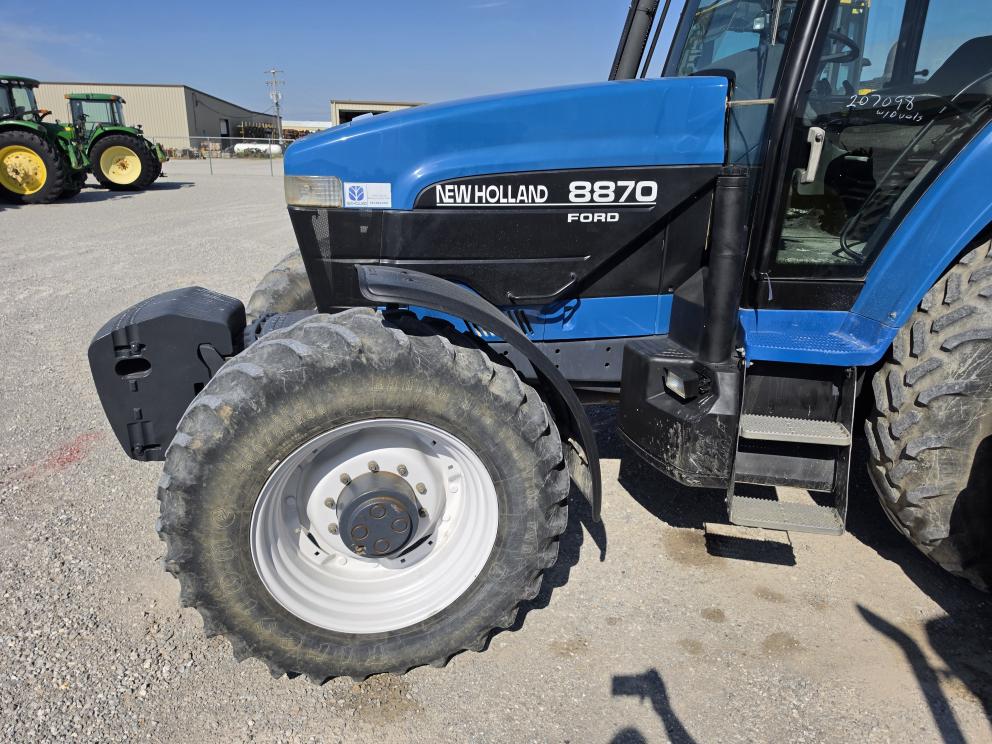 Image for 2001 New Holland 8870