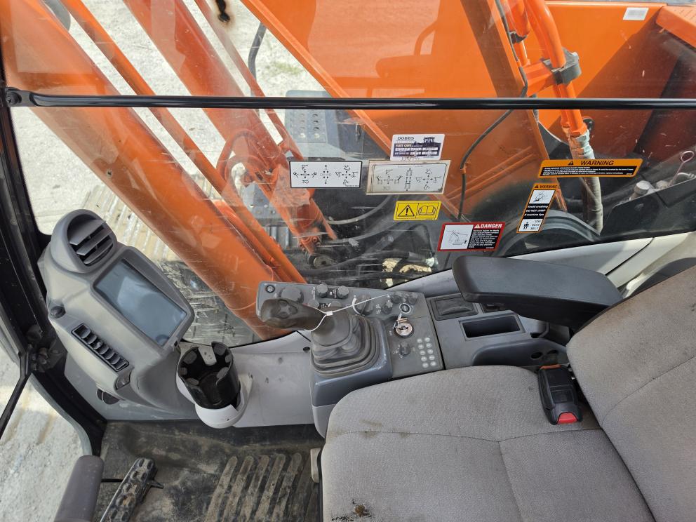Image for 2021 Hitachi ZX210LC-6N