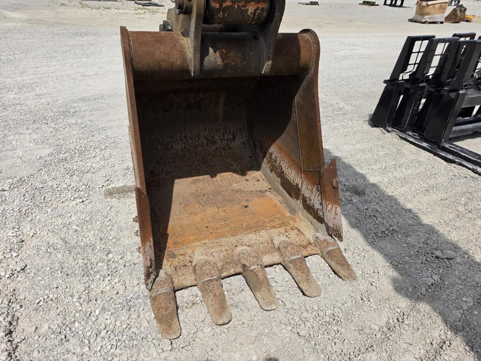 Image for 2021 Hitachi ZX210LC-6N