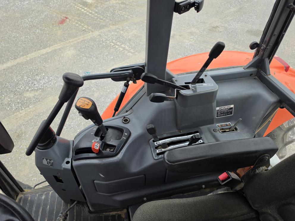 Image for 2019 Kubota M6S-111