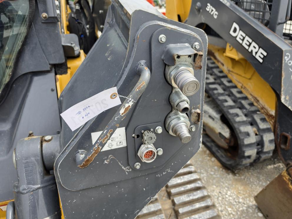 Image for 2018 John Deere 333G