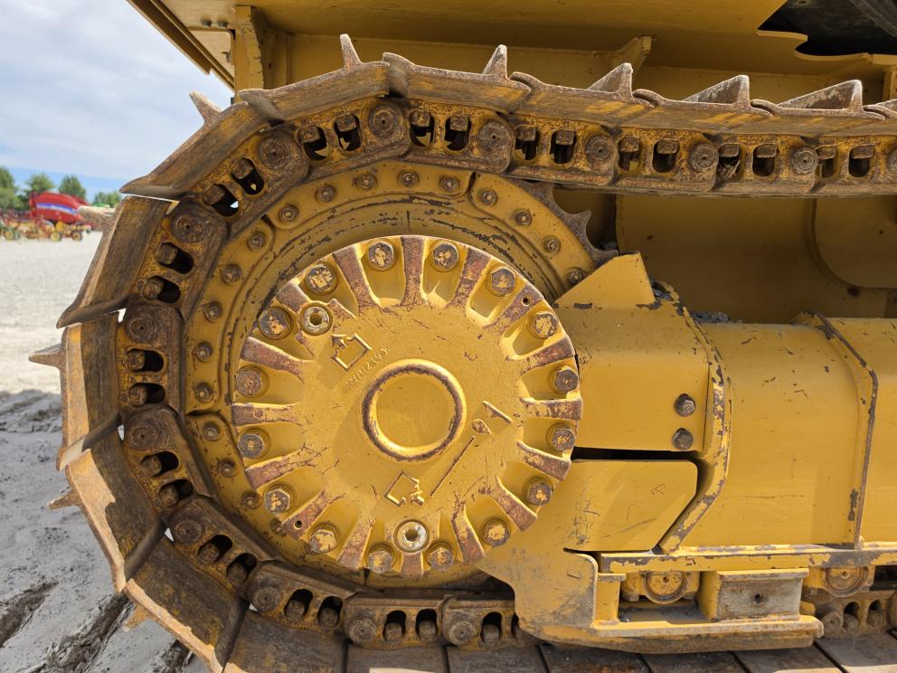 Image for 2021 Caterpillar D1