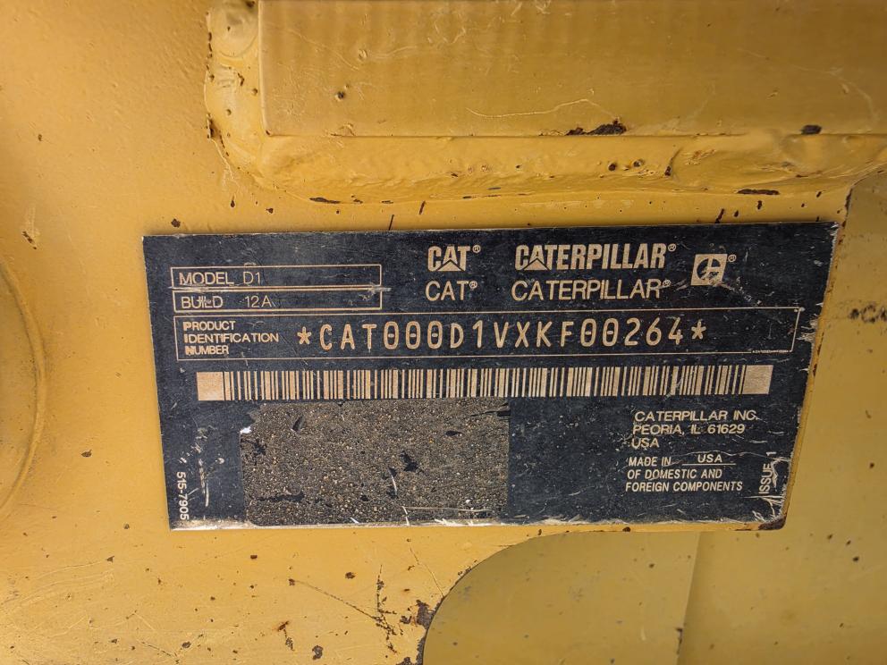 Image for 2021 Caterpillar D1