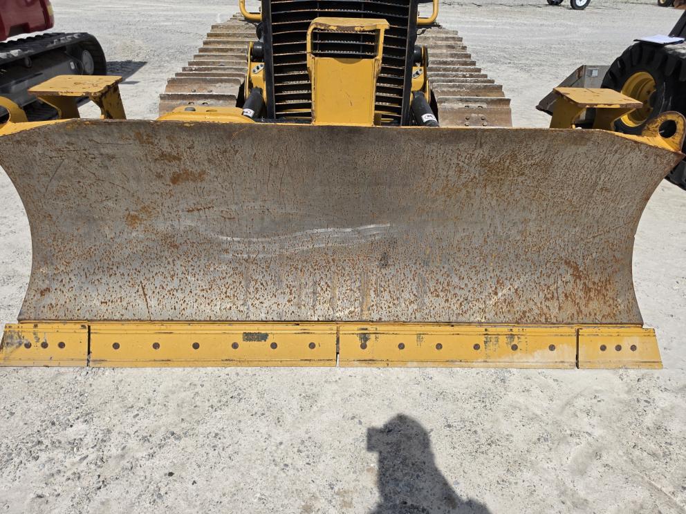 Image for 2021 Caterpillar D1