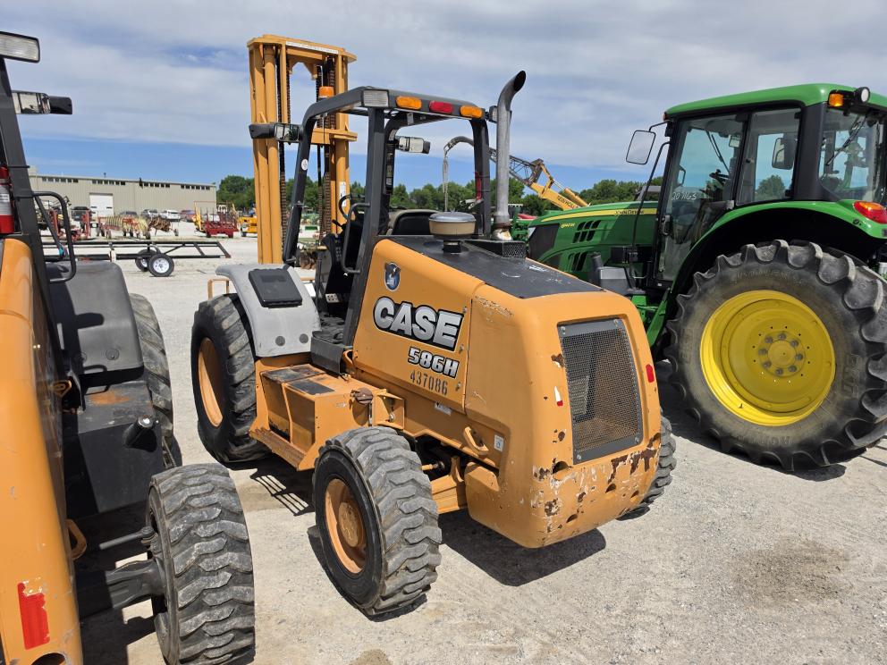 Image for 2012 Case 586H