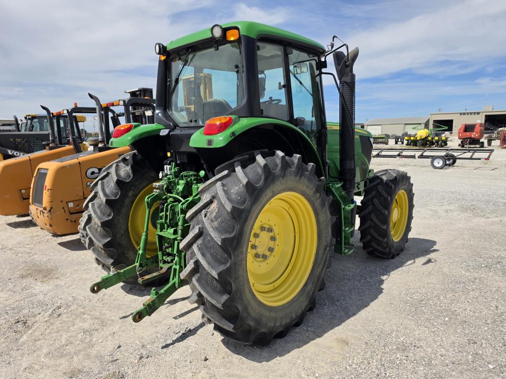Image for 2014 John Deere 6140M