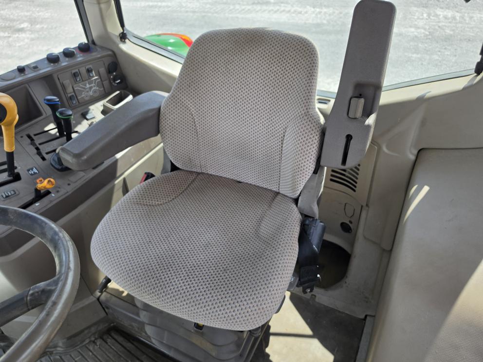 Image for 2014 John Deere 6140M