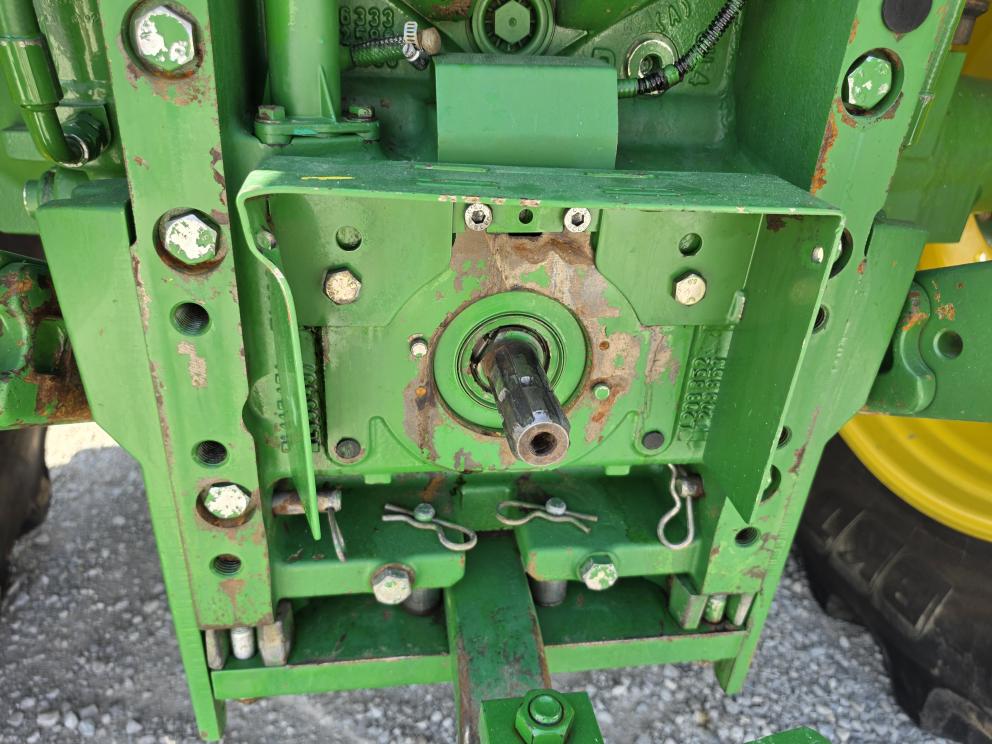 Image for 2014 John Deere 6140M