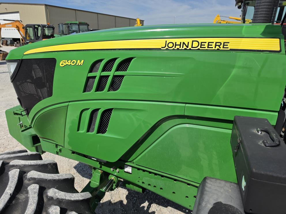Image for 2014 John Deere 6140M