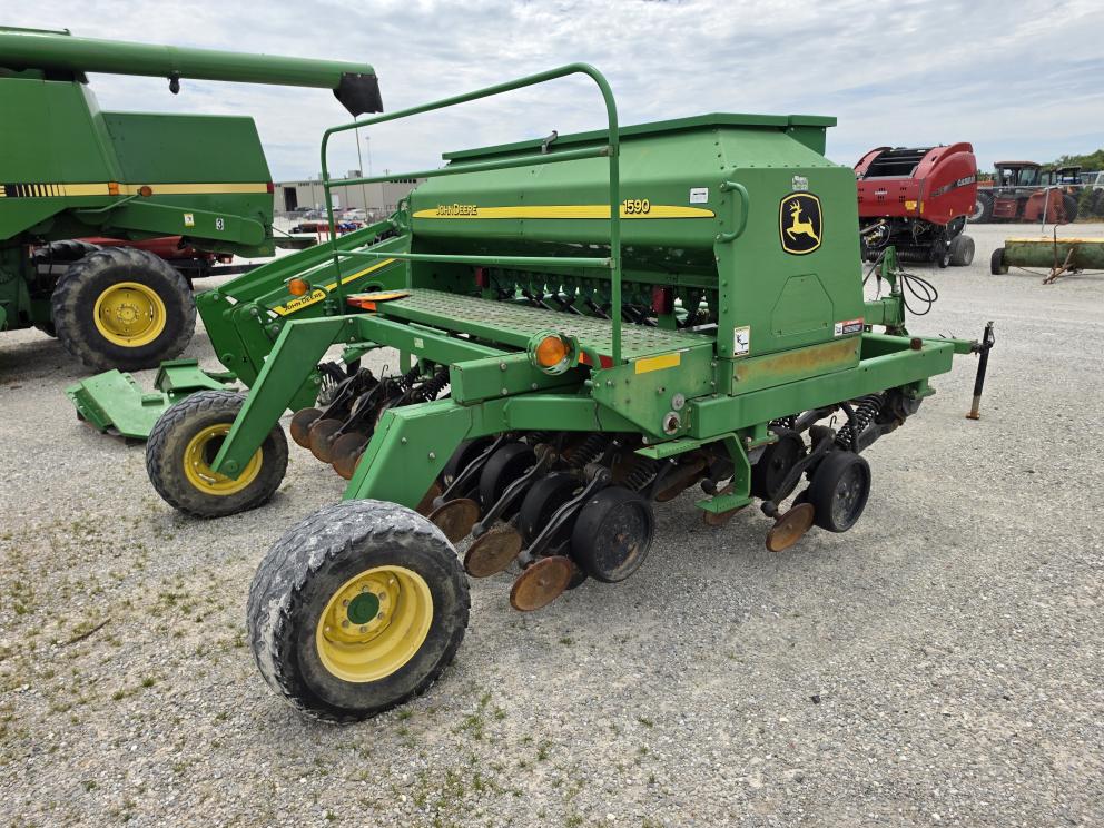 Image for 2009 John Deere 1590