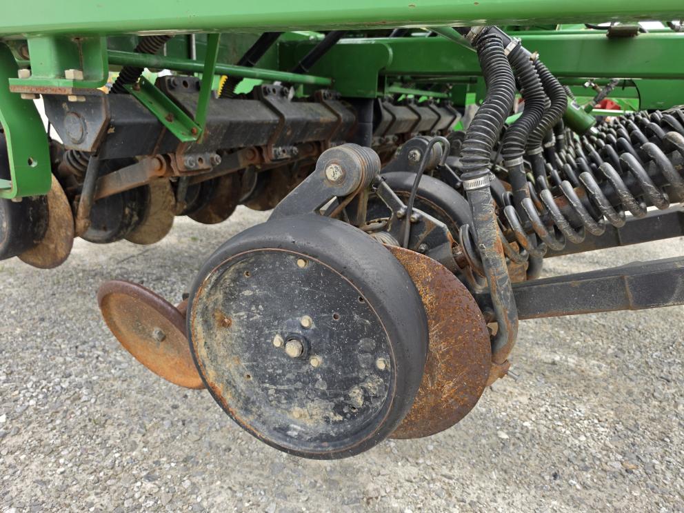 Image for 2009 John Deere 1590