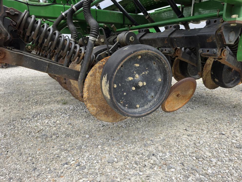 Image for 2009 John Deere 1590