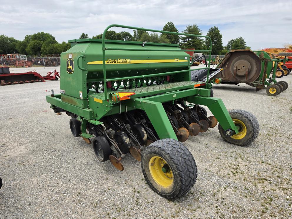 Image for 2009 John Deere 1590