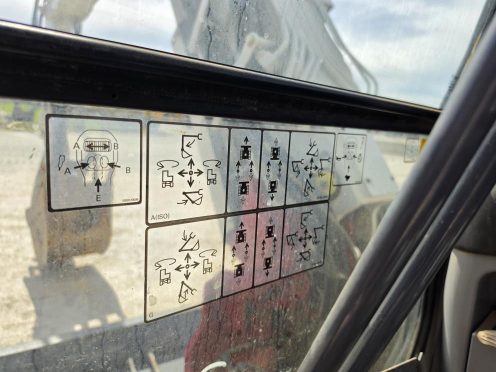 Image for 2016 Takeuchi TB280FR