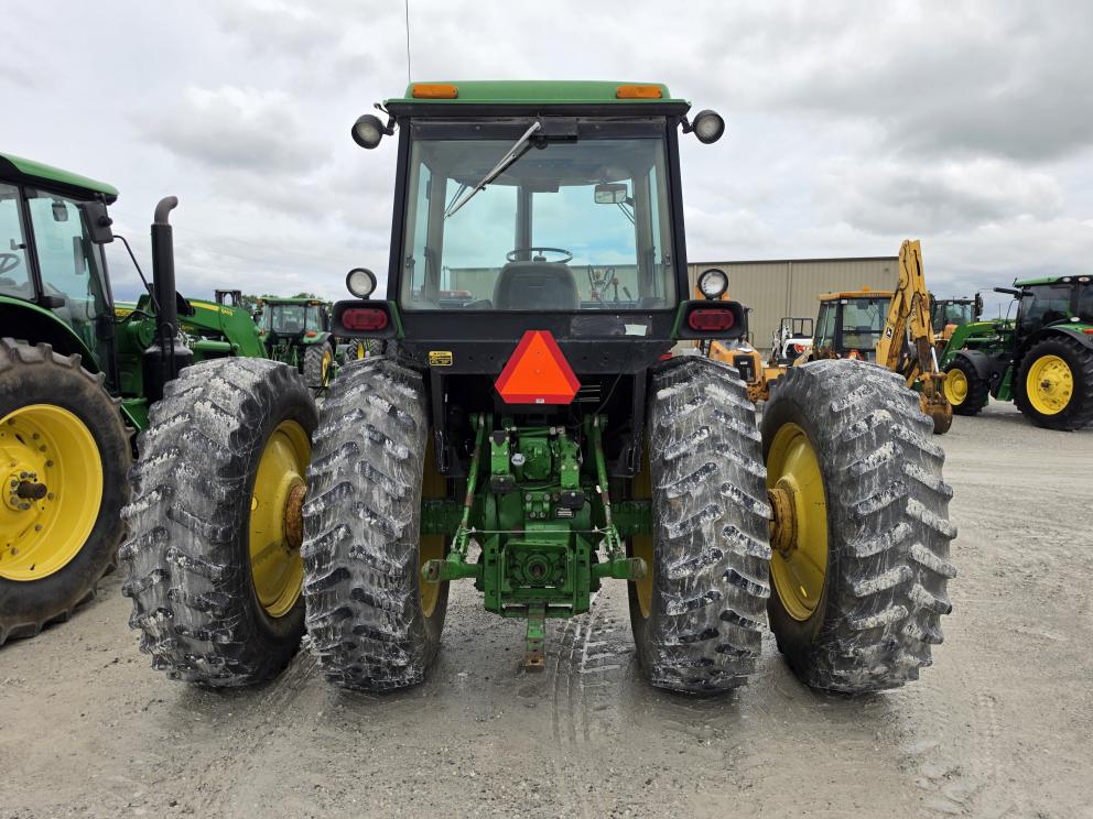Image for 1990 John Deere 4055