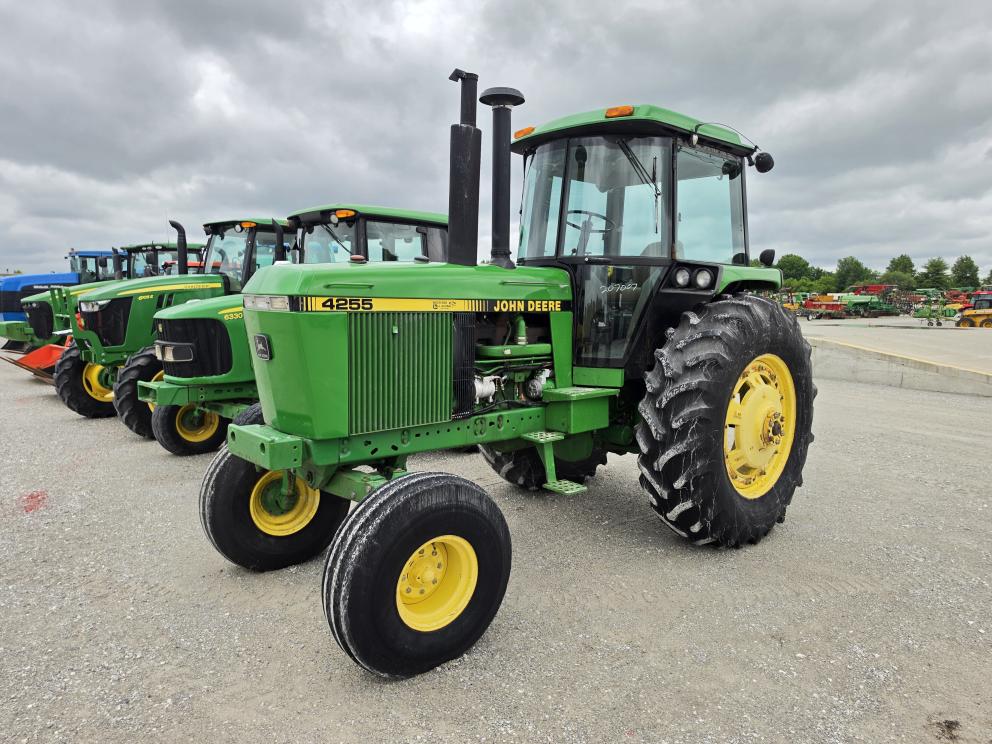 Image for 1989 John Deere 4255